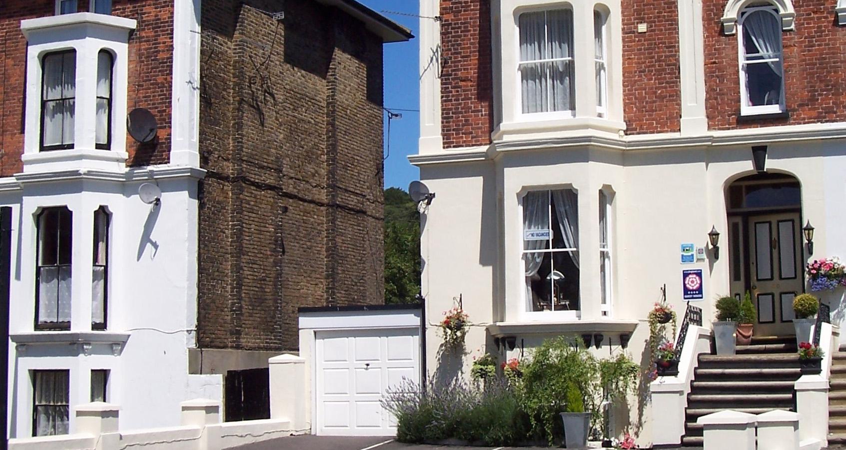 Maison Dieu Guest House, Bed and Breakfast, Dover, Kent 